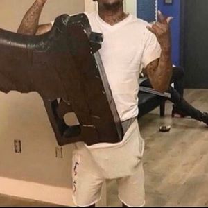 Meet your Posher, Isaac